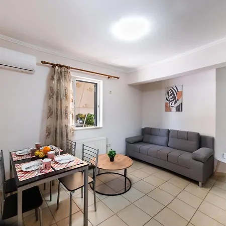 Apartment Marilia House